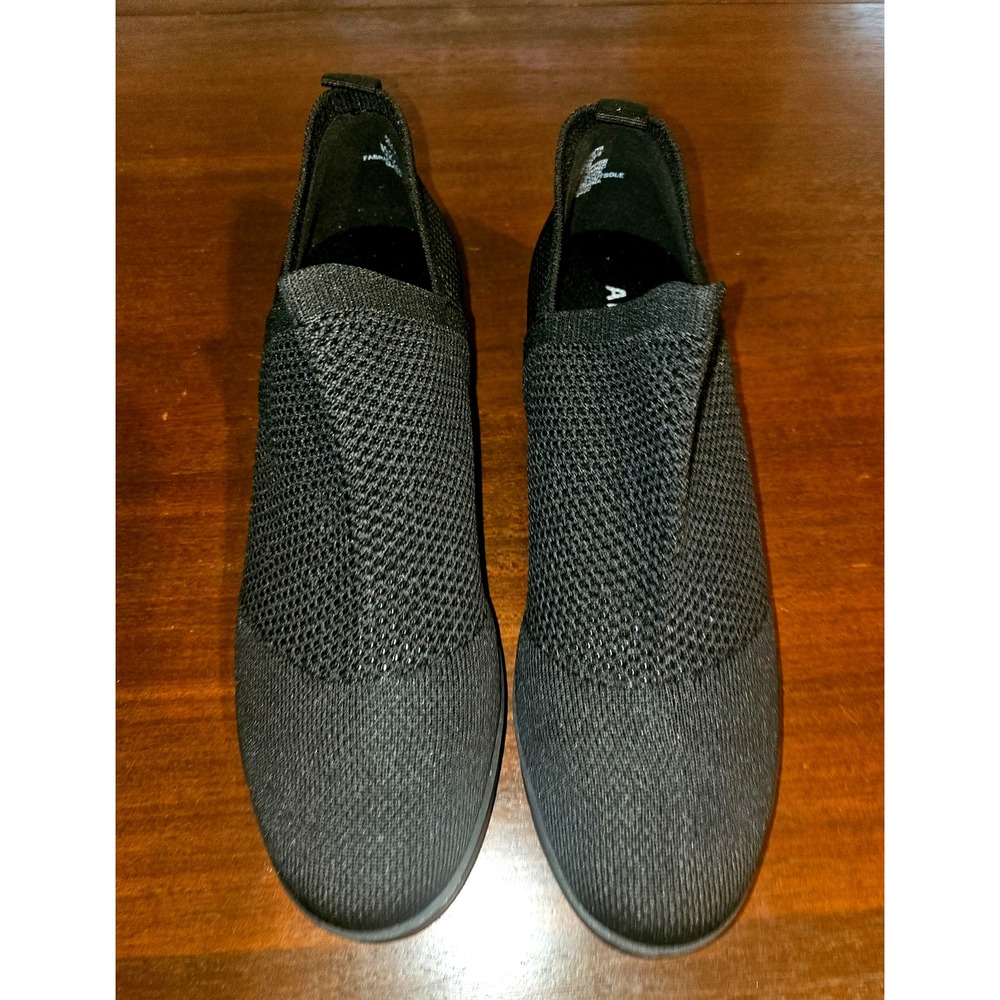 AK Anne Klein Women's Queenie BLACK SLIP ON‎ Stretchy Sneaker size 6.5